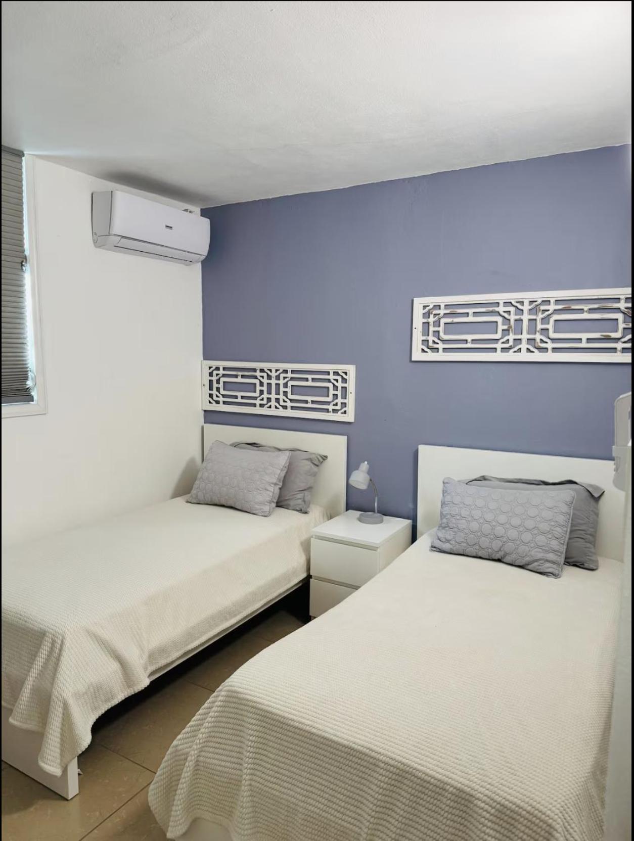 Hollywood Apartments Yabucoa Exterior photo